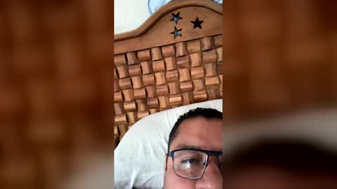 castelon1 online show from April 19, 2026, 6:10 pm