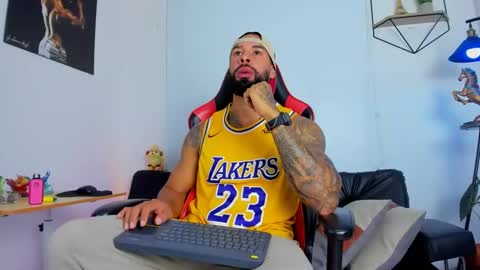 Matheo Brown online show from February 13, 2025, 12:54 pm