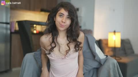 Catalina online show from April 5, 2026, 2:47 pm