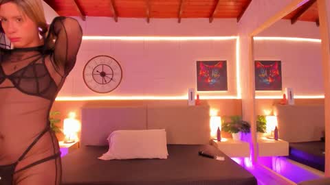 Snapshot of cata_johnss chatting on October 4, 2025, 12:36 pm cata_johnss online show from October 4, 2025, 12:36 pm