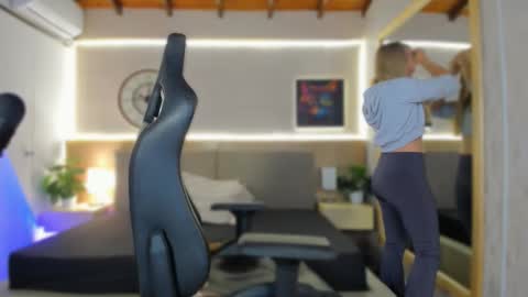 Snapshot of cata_johnss chatting on October 8, 2025, 12:36 pm cata_johnss online show from October 8, 2025, 12:36 pm