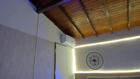 Snapshot of cata_johnss chatting on October 10, 2025, 12:04 pm cata_johnss online show from October 10, 2025, 12:04 pm