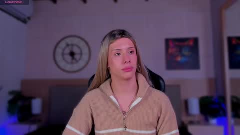 Snapshot of cata_johnss chatting on October 15, 2025, 1:00 pm cata_johnss online show from October 15, 2025, 1:00 pm