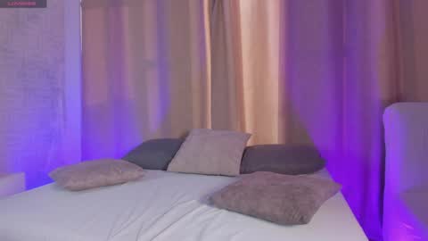 Snapshot of catalella_rouse chatting on April 30, 2026, 9:19 pm catalella_rouse online show from April 30, 2026, 9:19 pm