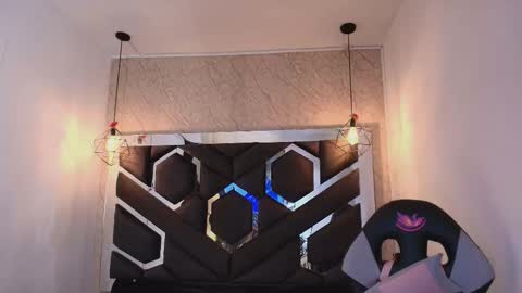 Cataleya online show from December 14, 2025, 11:04 am