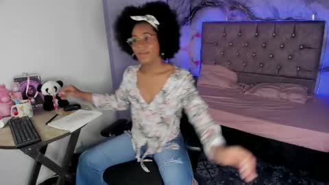 cataleyamoon_ online show from April 13, 2026, 8:36 pm