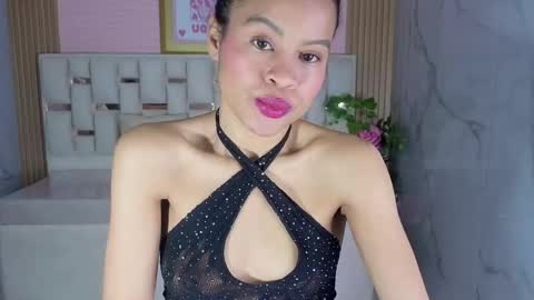 Snapshot of catalina5_s chatting on May 17, 2026, 3:15 am Catalina online show from May 17, 2026, 3:15 am