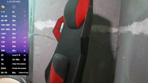 catalina_colombia online show from October 19, 2025, 1:12 pm