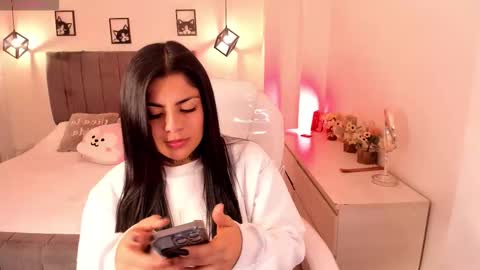 Catalina online show from September 12, 2025, 5:40 am