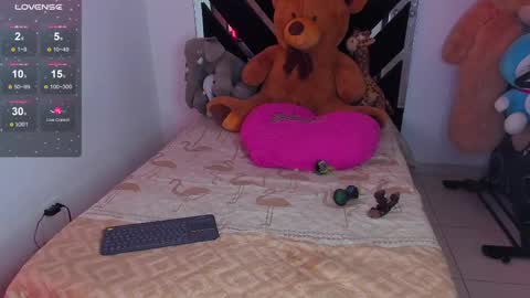 Catalina  online show from February 27, 2025, 2:10 am