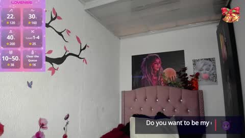 Snapshot of catalinahot2023 chatting on December 5, 2024, 8:33 pm Catalina online show from December 5, 2024, 8:33 pm