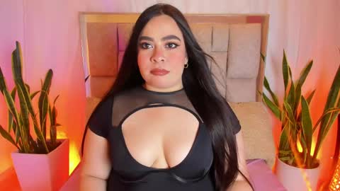 Snapshot of catalinareyezx chatting on May 26, 2026, 6:42 am Cata online show from May 26, 2026, 6:42 am