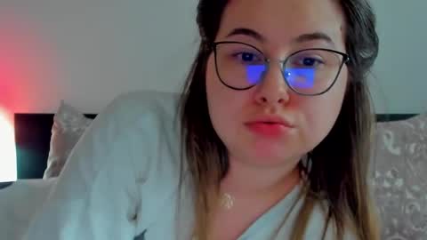 Kat online show from February 15, 2025, 12:01 pm