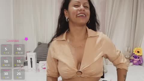 Snapshot of catherine_mature45 chatting on May 14, 2026, 7:09 pm Catherine online show from May 14, 2026, 7:09 pm