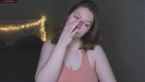 Snapshot of catherine_river chatting on January 17, 2025, 1:24 pm Catherine online show from January 17, 2025, 1:24 pm