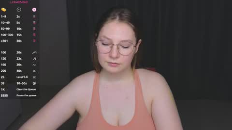 Snapshot of catherine_river chatting on February 13, 2025, 7:10 pm Catherine online show from February 13, 2025, 7:10 pm