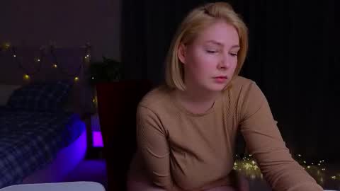 Snapshot of catherine_river chatting on February 18, 2026, 6:15 pm Catherine online show from February 18, 2026, 6:15 pm