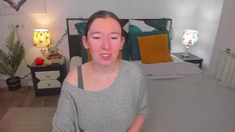 Catrin online show from December 3, 2024, 1:19 am