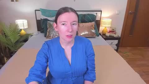 Catrin online show from March 3, 2026, 3:56 am