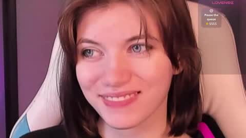 Snapshot of cathybarnes chatting on October 8, 2025, 6:44 am cathybarnes online show from October 8, 2025, 6:44 am