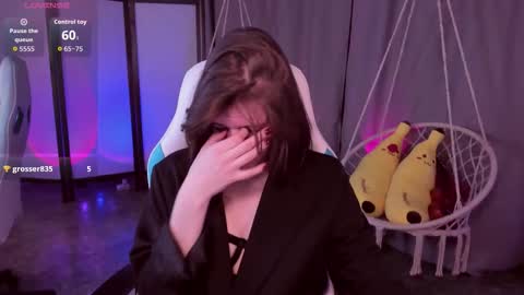 Snapshot of cathybarnes chatting on November 13, 2025, 4:33 am cathybarnes online show from November 13, 2025, 4:33 am