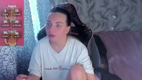 Snapshot of catisyfury chatting on July 28, 2026, 2:13 pm . . online show from July 28, 2026, 2:13 pm