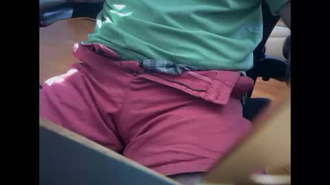 catmandoo21001 online show from October 3, 2025, 3:42 pm