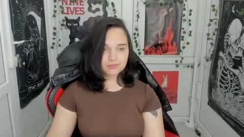 Catrine online show from July 28, 2026, 12:48 pm
