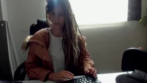 CATT EVANS online show from October 12, 2025, 8:52 pm