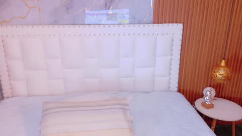 Snapshot of cattaleeyaa chatting on February 9, 2026, 12:53 pm CATALEYA online show from February 9, 2026, 12:53 pm