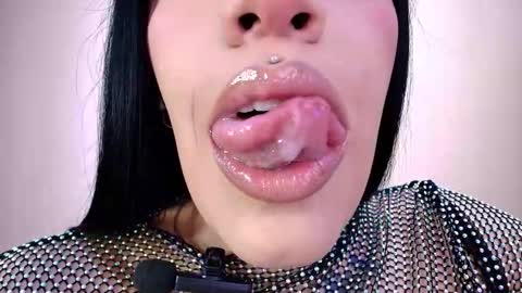 Cattleya online show from February 25, 2026, 3:16 am