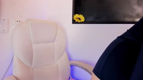 Snapshot of cayetana_01 chatting on May 14, 2026, 7:09 pm cayetana online show from May 14, 2026, 7:09 pm