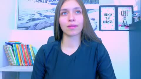 Snapshot of cayetana_01 chatting on May 20, 2026, 7:42 pm cayetana online show from May 20, 2026, 7:42 pm