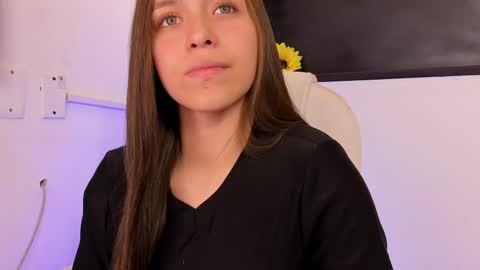Snapshot of cayetana_01 chatting on May 31, 2026, 7:26 pm cayetana online show from May 31, 2026, 7:26 pm