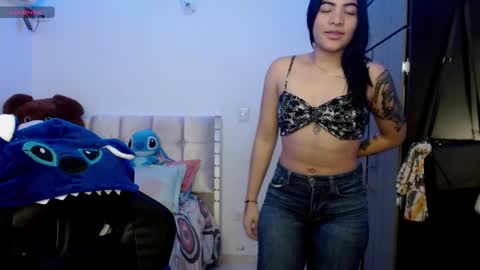 Snapshot of caylinn19 chatting on September 13, 2025, 3:50 am Caylinn online show from September 13, 2025, 3:50 am