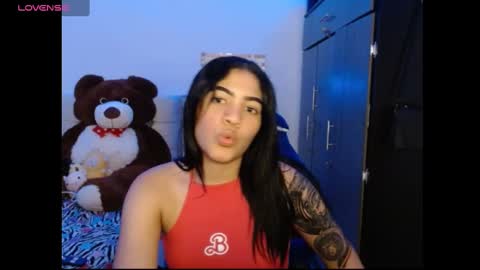 Snapshot of caylinn19 chatting on October 14, 2025, 3:29 am Caylinn online show from October 14, 2025, 3:29 am