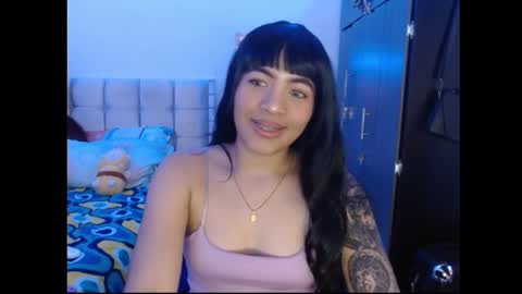 Snapshot of caylinn19 chatting on October 27, 2025, 5:55 am Caylinn online show from October 27, 2025, 5:55 am