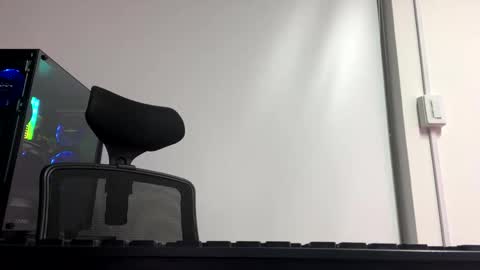 cayu_frensh94 online show from December 13, 2024, 11:06 pm