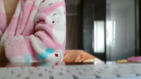 ANNYANNY online show from March 25, 2026, 7:58 am