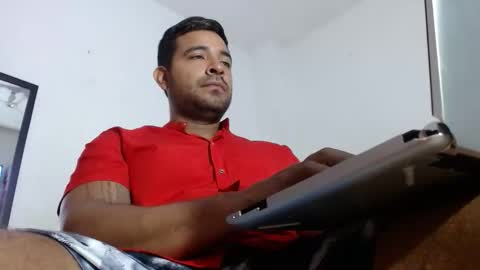 Snapshot of ccamilo_ chatting on May 11, 2026, 1:17 pm camilo online show from May 11, 2026, 1:17 pm