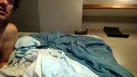 cclovefrench online show from January 10, 2026, 11:42 pm