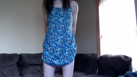 Erika Cross online show from October 3, 2025, 12:46 pm