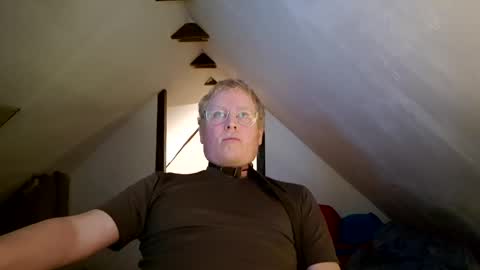 Snapshot of cebas chatting on January 9, 2025, 8:55 am cebas online show from January 9, 2025, 8:55 am