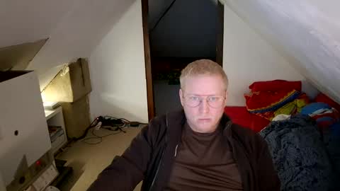 Snapshot of cebas chatting on February 10, 2025, 8:53 am cebas online show from February 10, 2025, 8:53 am