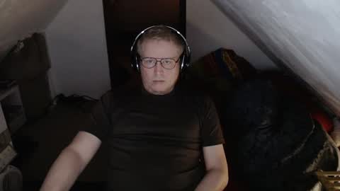 Snapshot of cebas chatting on February 26, 2025, 5:09 am cebas online show from February 26, 2025, 5:09 am