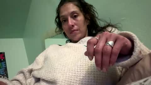 cece_vibez online show from January 14, 2026, 4:51 am