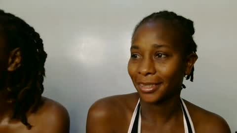 Snapshot of cecile_scarlet chatting on July 28, 2026, 3:13 am Cecile online show from July 28, 2026, 3:13 am