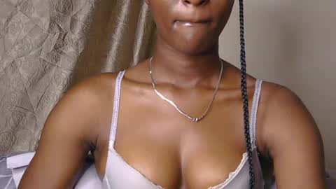 cee_queen online show from June 29, 2026, 5:14 am