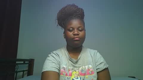 ceepretty25 online show from April 12, 2026, 12:26 am