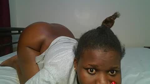 ceepretty25 online show from May 18, 2026, 4:07 am